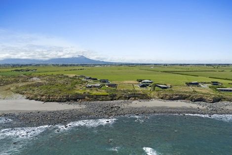 Photo of property in 261 Tai Road, Opunake, 4681