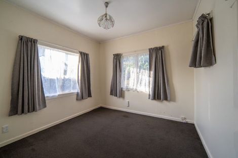 Photo of property in 8 Verel Street, Fairfield, Hamilton, 3214