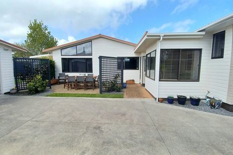 Photo of property in 10 Wera Street, Hawera, 4610