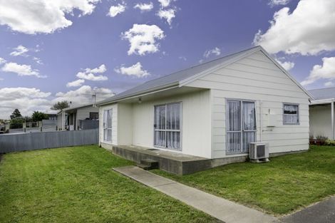 Photo of property in 320a Flaxmere Avenue, Flaxmere, Hastings, 4120