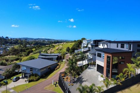 Photo of property in 57 Hawaiian Parade, Arkles Bay, Whangaparaoa, 0932