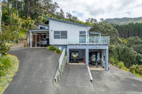 Photo of property in 402 Tuateawa Road, Tuateawa, Coromandel, 3583