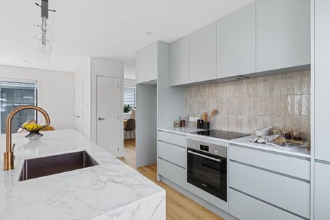 Photo of property in 15a Hamurana Place, Te Atatu Peninsula, Auckland, 0610