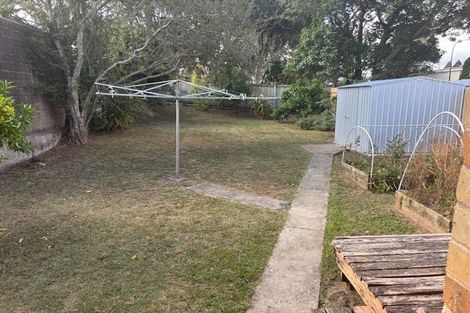 Photo of property in 15 Miller Road, Mangere Bridge, Auckland, 2022