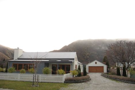 Photo of property in 23 Caernarvon Street, Arrowtown, 9302