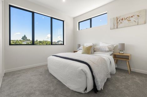 Photo of property in 13a Lawson Creek Street, Massey, Auckland, 0614