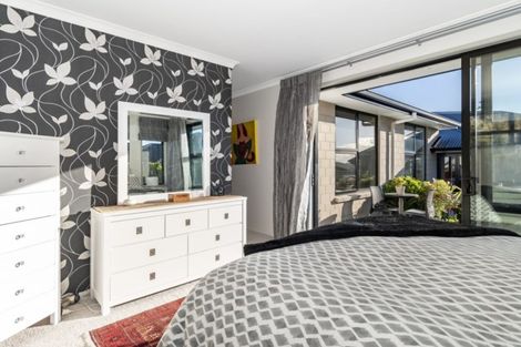 Photo of property in 26 Broadwater Close, Pyes Pa, Tauranga, 3112