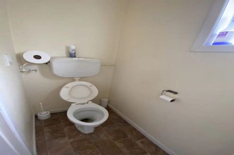 Photo of property in 14 Northcote Road, Takapuna, Auckland, 0622