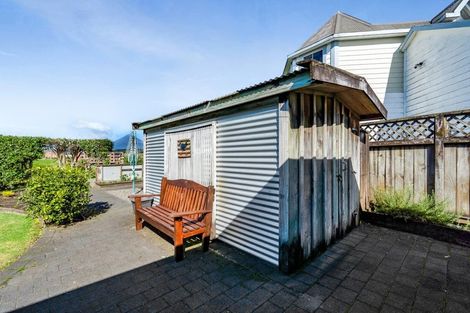 Photo of property in 20a Virginia Place, Whalers Gate, New Plymouth, 4310