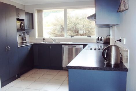 Photo of property in 31 Putake Drive, Parklands, Christchurch, 8083