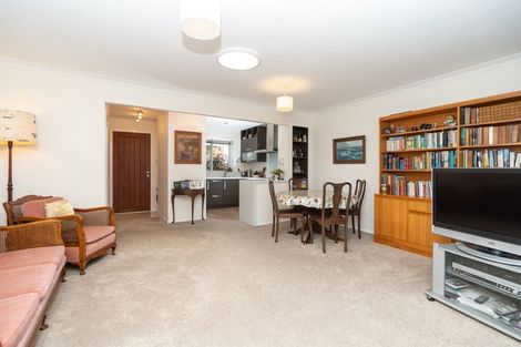 Photo of property in 8 Norma Place, Riverlea, Hamilton, 3216