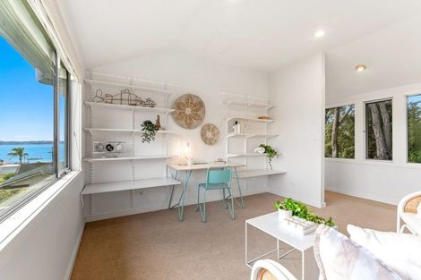Photo of property in 17 Deerness Crescent, Algies Bay, Warkworth, 0920
