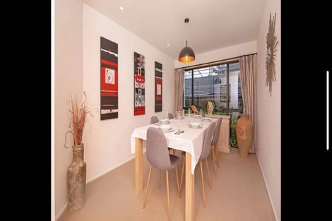 Photo of property in 48 Loloma Drive, Half Moon Bay, Auckland, 2012