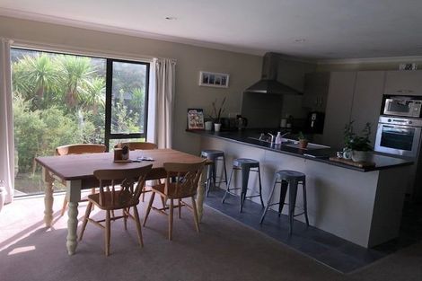 Photo of property in 242 Schnapper Rock Road, Schnapper Rock, Auckland, 0632