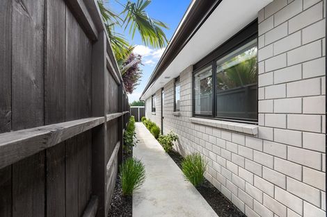 Photo of property in 75a Rototuna Road, Rototuna, Hamilton, 3210