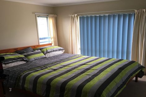 Photo of property in 2 Mattalie Place, Manurewa, Auckland, 2105