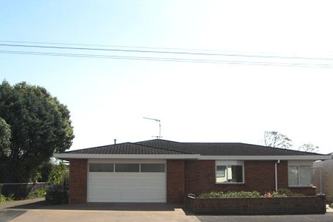 Photo of property in 16 Tukapa Street, Westown, New Plymouth, 4310