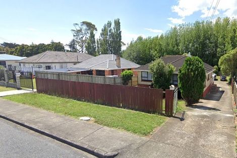Photo of property in 71 Blake Road, Mangere East, Auckland, 2024