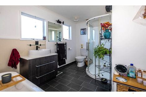 Photo of property in 10 Studholme Street, Waimate, 7924