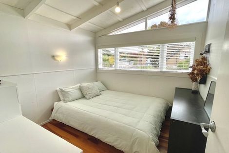 Photo of property in 1/47 Selwyn Crescent, Forrest Hill, Auckland, 0620