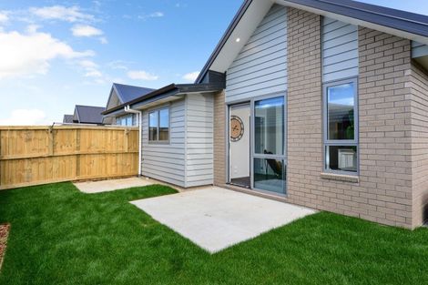 Photo of property in 52 Waruhia Crescent, Rototuna North, Hamilton, 3281