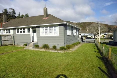 Photo of property in 3 Reuben Grove, Naenae, Lower Hutt, 5011