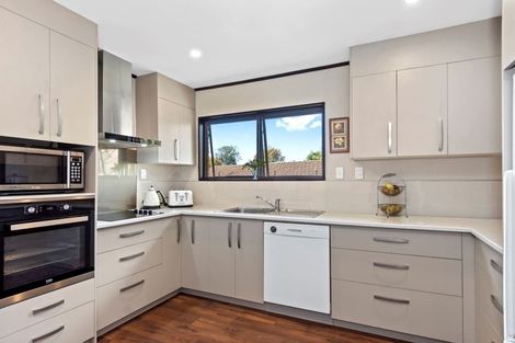 Photo of property in 98 Kings Avenue, Matua, Tauranga, 3110