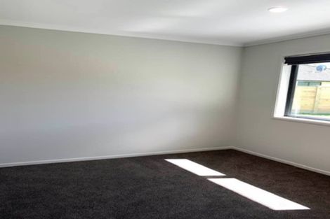 Photo of property in 15 Shearwater Lane, Whitby, Porirua, 5024
