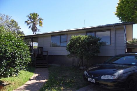 Photo of property in 1 Edgware Road, West Harbour, Auckland, 0618