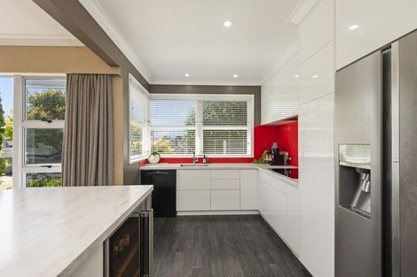 Photo of property in 1 Wigan Place, Hokowhitu, Palmerston North, 4410