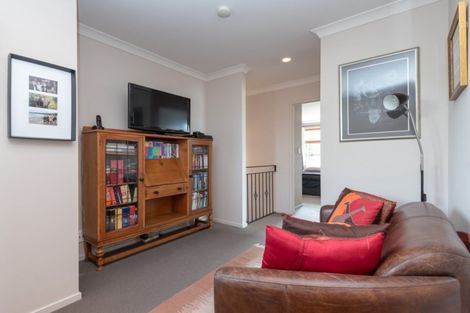 Photo of property in 29a Advene Road, Cockle Bay, Auckland, 2014