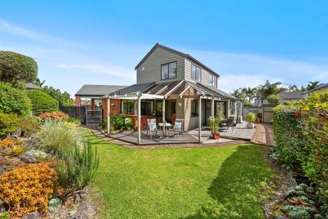 Photo of property in 2/1a Basilton Close, Bucklands Beach, Auckland, 2012