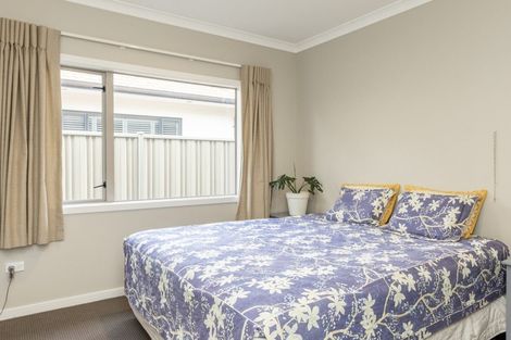 Photo of property in 18 Pania Place, Poraiti, Napier, 4112