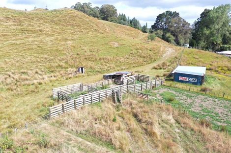 Photo of property in 3551 State Highway 1, Hunterville, 4784