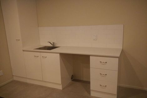 Photo of property in 3 Lisa Rise, Half Moon Bay, Auckland, 2012