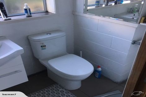 Photo of property in 15 Hauraki Crescent, Pinehill, Auckland, 0632