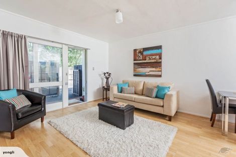 Photo of property in 4/69a Landscape Road, Mount Eden, Auckland, 1024