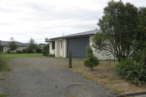 Photo of property in 3 Cedar Place, Amberley, 7410