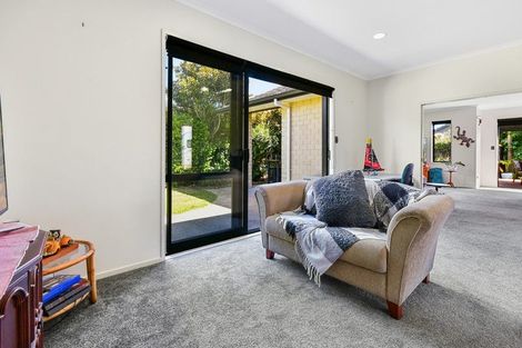 Photo of property in 27 Searle Drive, Patumahoe, Pukekohe, 2679