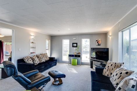 Photo of property in 16 Townshend Crescent, Greenmeadows, Napier, 4112