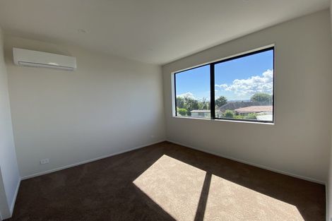 Photo of property in 6c Tiroroa Avenue, Te Atatu South, Auckland, 0610