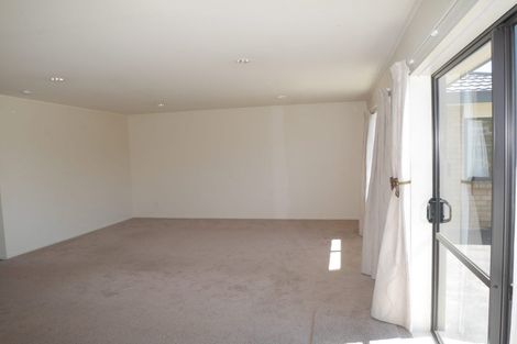 Photo of property in 125 Queens Road, Waikanae Beach, Waikanae, 5036