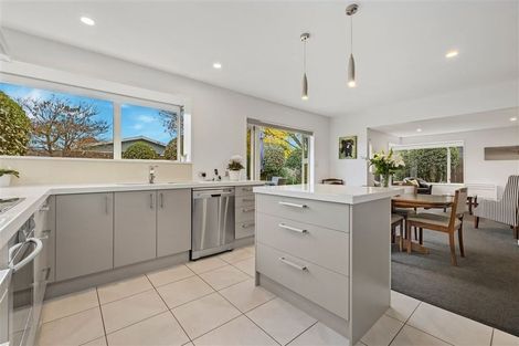 Photo of property in 440a Harewood Road, Harewood, Christchurch, 8051