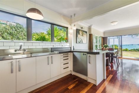 Photo of property in 92d Ngataringa Road, Devonport, Auckland, 0624
