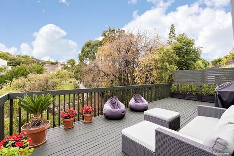 Photo of property in 2/28 Scarlock Avenue, Browns Bay, Auckland, 0630