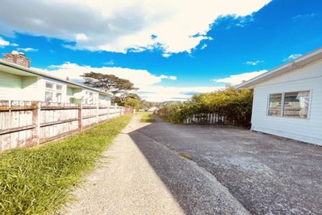 Photo of property in 49 Roys Road, Weymouth, Auckland, 2103