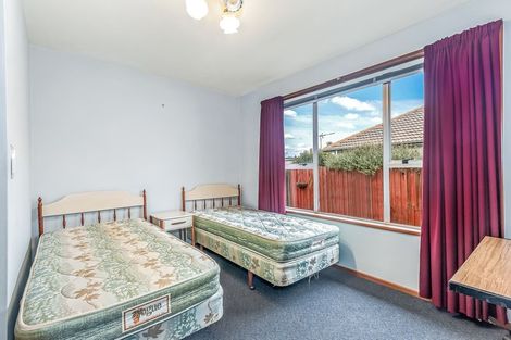 Photo of property in 2/12 Shetland Street, Woolston, Christchurch, 8062