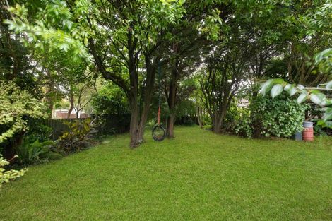 Photo of property in 11 Bristow Street, Saint Johns Hill, Whanganui, 4501