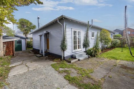 Photo of property in 74 Avalon Street, Richmond, Christchurch, 8013