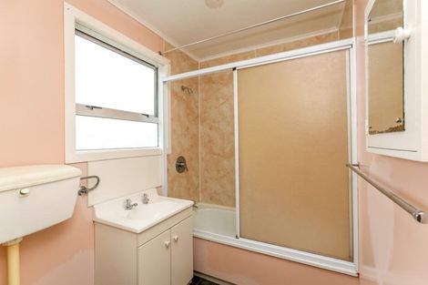 Photo of property in 44a Sanders Avenue, Westown, New Plymouth, 4310